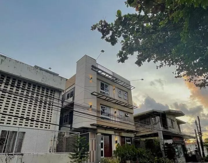 ホテル Capital O 822 Painawa Bed & Breakfast