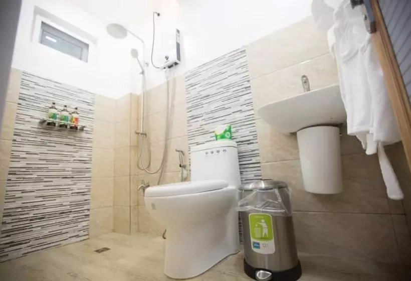 ホテル Capital O 822 Painawa Bed & Breakfast