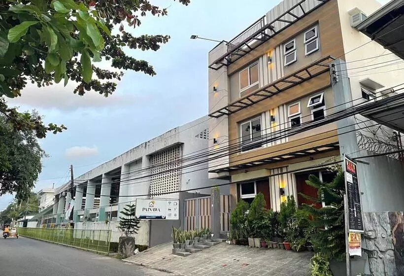 ホテル Capital O 822 Painawa Bed & Breakfast