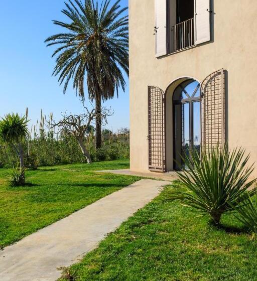 בית מלון כפרי Torre Bonera. Green Resort