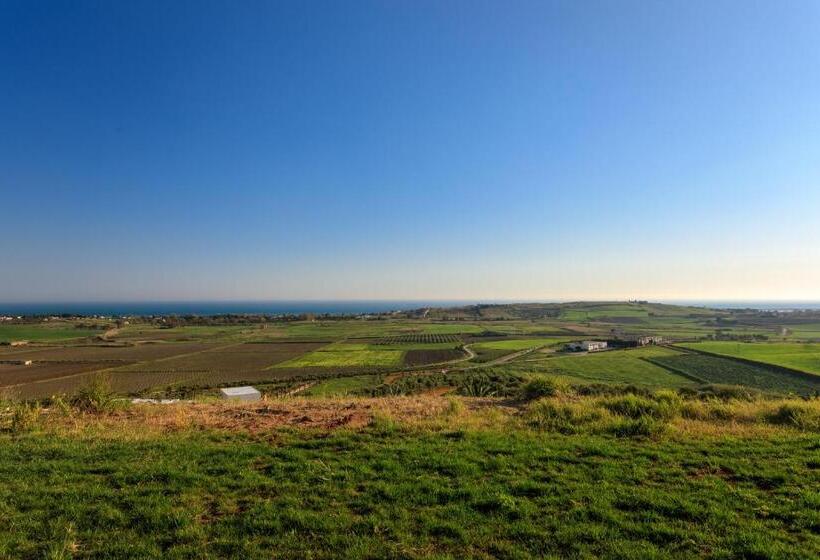 בית מלון כפרי Torre Bonera. Green Resort