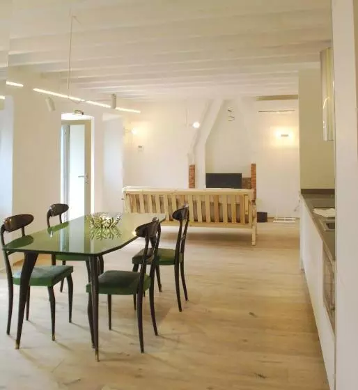 La Corte   Rebomaholidays