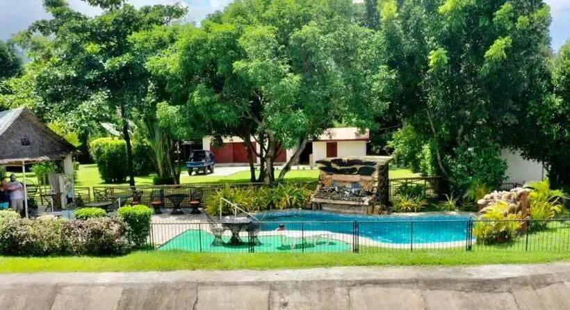 Monty S Riverside View Resort