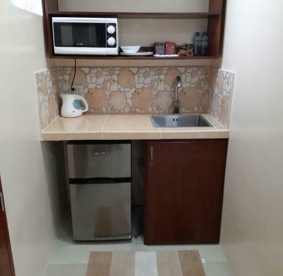 Monty S Riverside View Resort