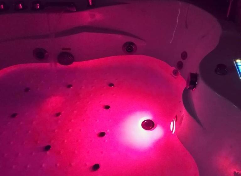 Pensjonat Le Suite Del Teatro Cucinino Privato