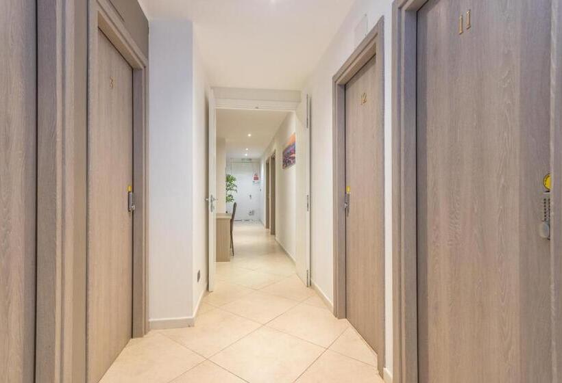 پانسیون Maison Turin