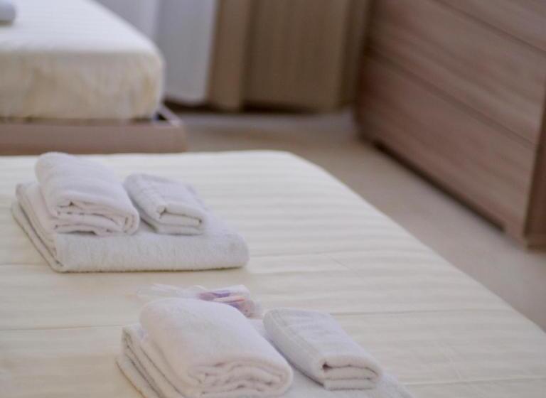 پانسیون Maison Turin