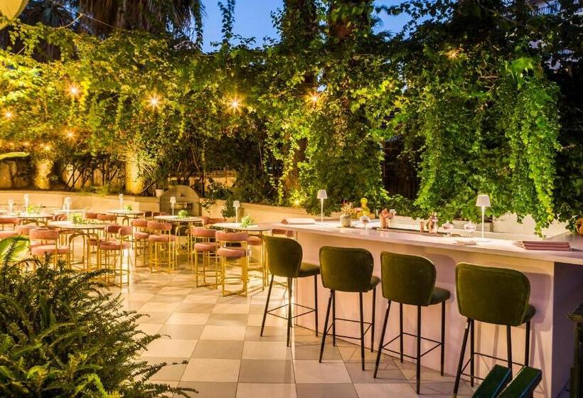 Alley Boutique Hotel And Spa