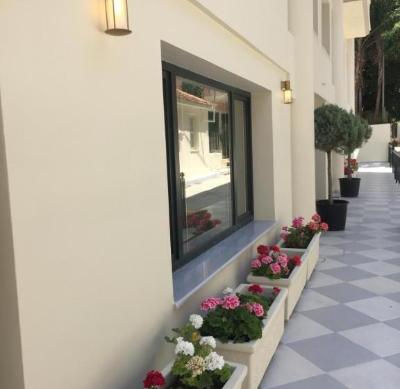 Alley Boutique Hotel And Spa