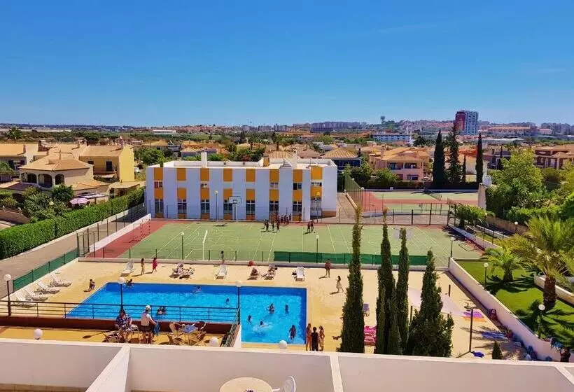 تختخواب و صبحانه Rialgarve