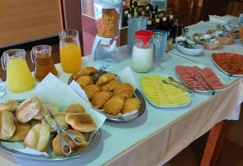 تختخواب و صبحانه Rialgarve