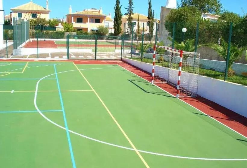 تختخواب و صبحانه Rialgarve