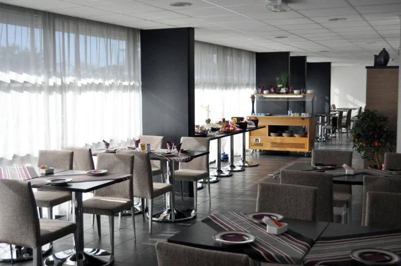 בית מלון כפרי Alezan Hôtel & Résidence