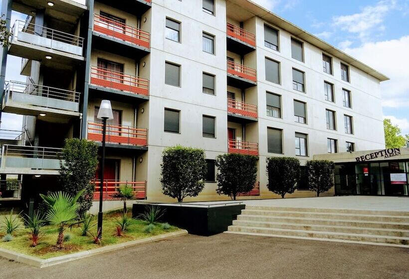 בית מלון כפרי Alezan Hôtel & Résidence