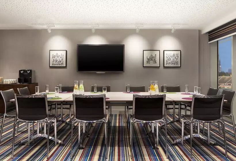 Otel Aloft London Excel