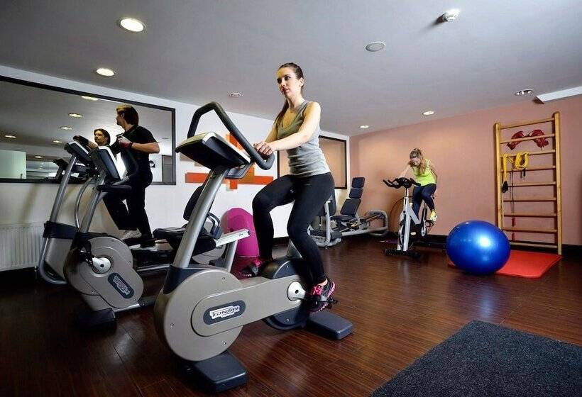 Ambassador Hotel Kaluga