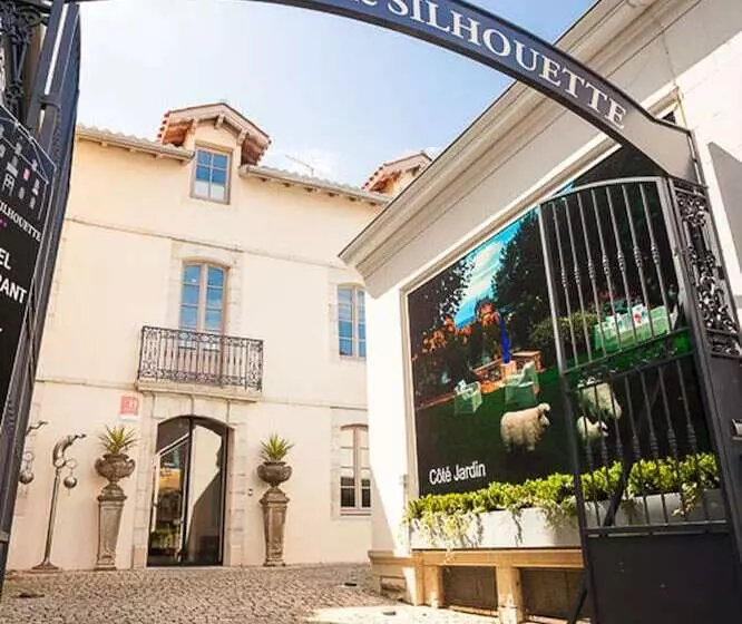 فندق De Silhouette