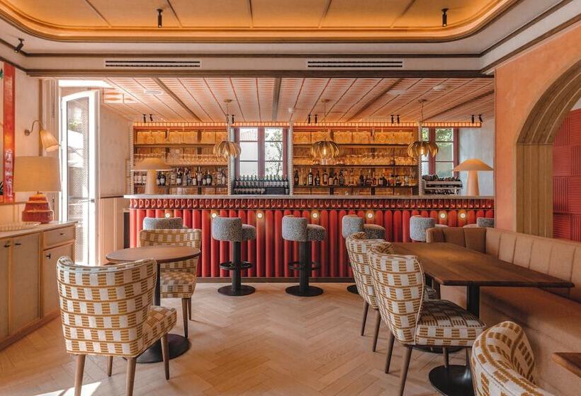 בית מלון כפרי De Silhouette