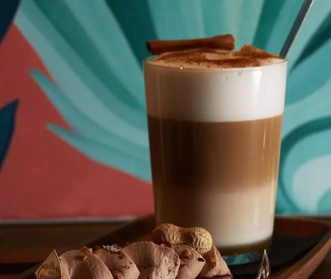 فندق De Silhouette