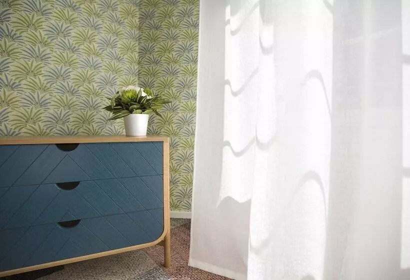 فندق De Silhouette