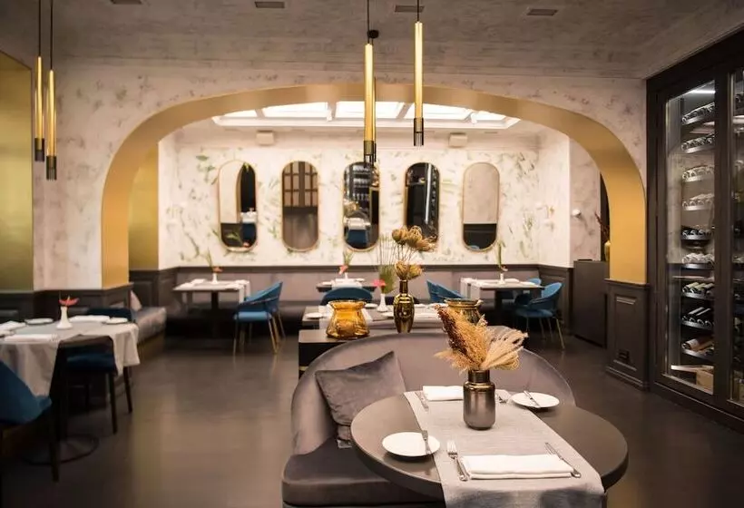 Szálloda Frederic Koklen Boutique