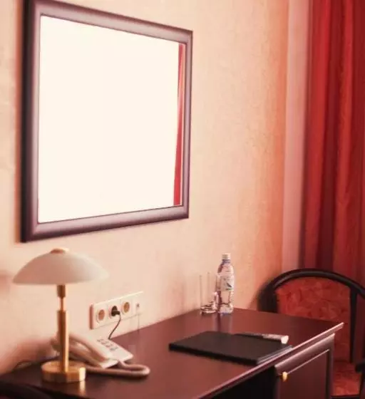 Отель Golden Embankment