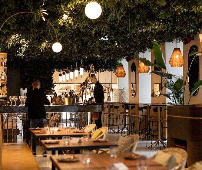 Hotel Verno House Budapest, Vignette Collection, An Ihg