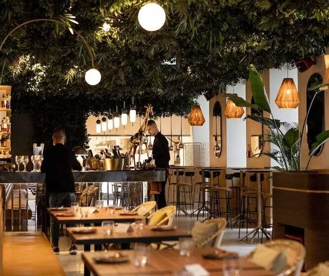 Hotel Verno House Budapest, Vignette Collection, An Ihg