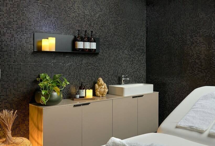 Hotel Verno House Budapest, Vignette Collection, An Ihg