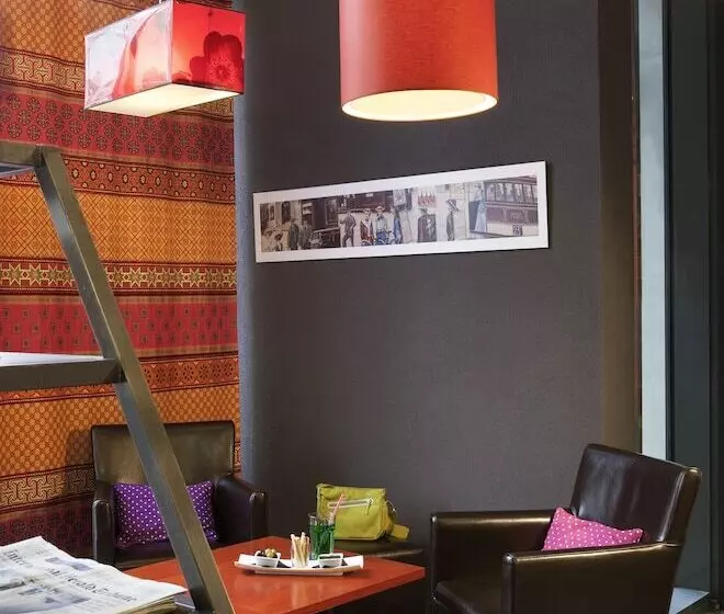 Otel Ibis Styles Lyon Centre  Gare Partdieu