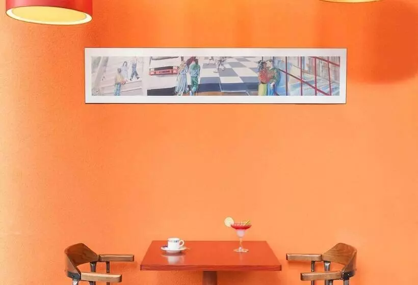 Otel Ibis Styles Lyon Centre  Gare Partdieu