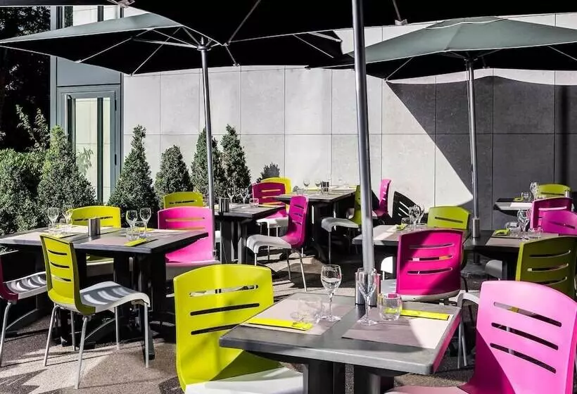 Otel Ibis Styles Lyon Centre  Gare Partdieu