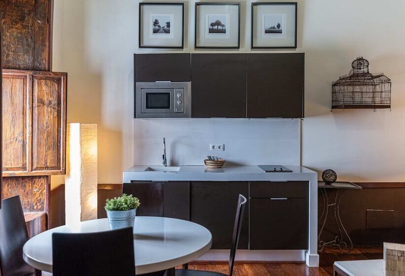 هتل Isla Baja Suites