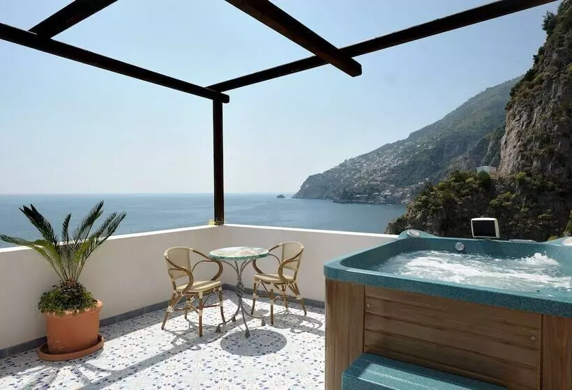 Отель La Locanda Del Fiordo