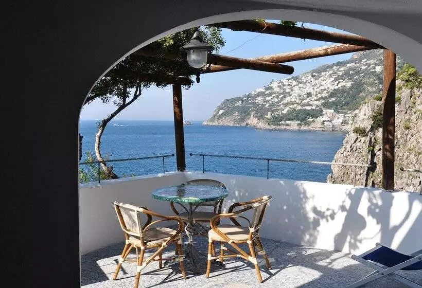 Отель La Locanda Del Fiordo