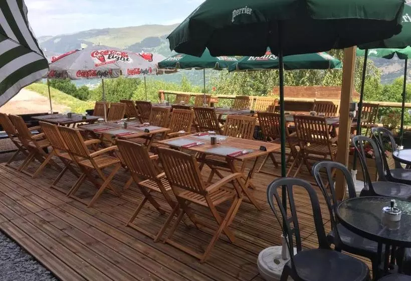 酒店 L'Aigle Rouge