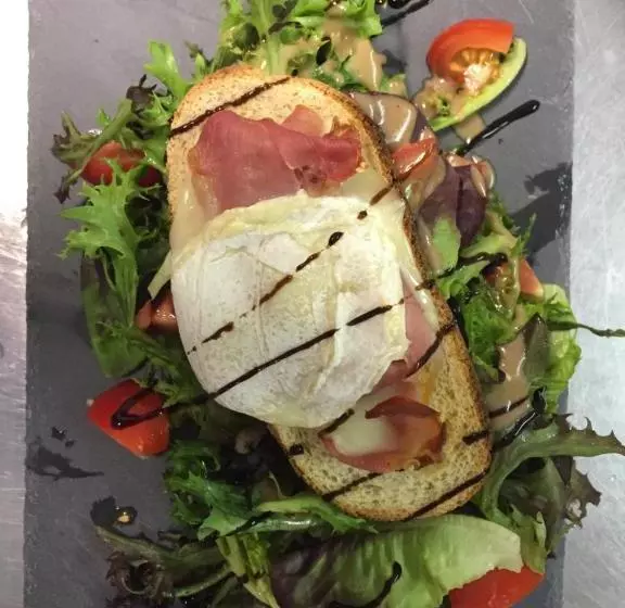 酒店 L'Aigle Rouge