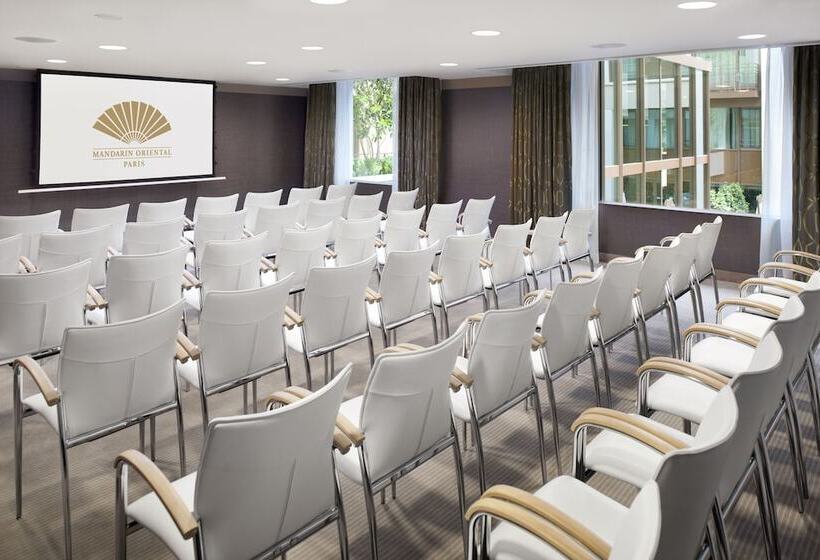 ホテル Mandarin Oriental Paris