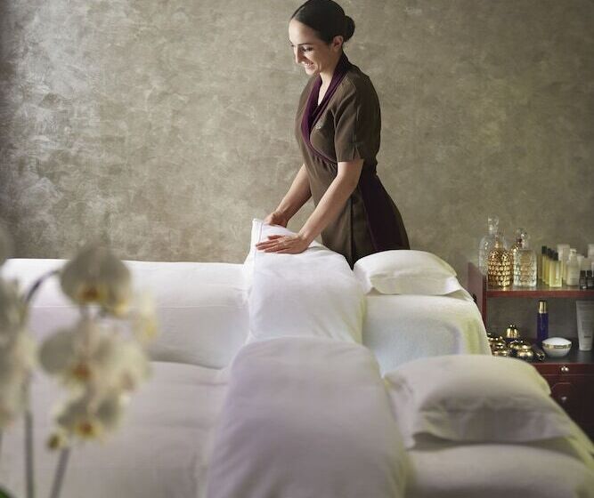 ホテル Mandarin Oriental Paris