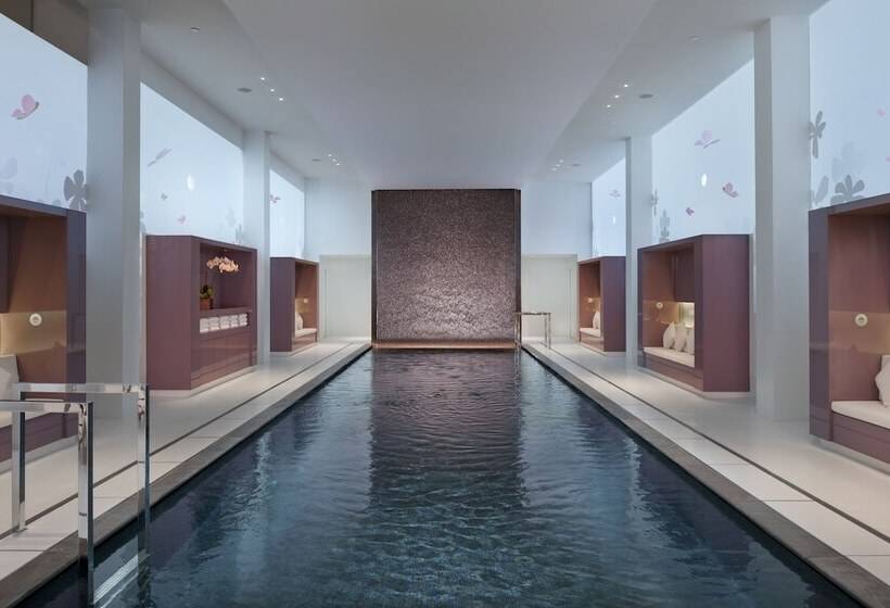 ホテル Mandarin Oriental Paris