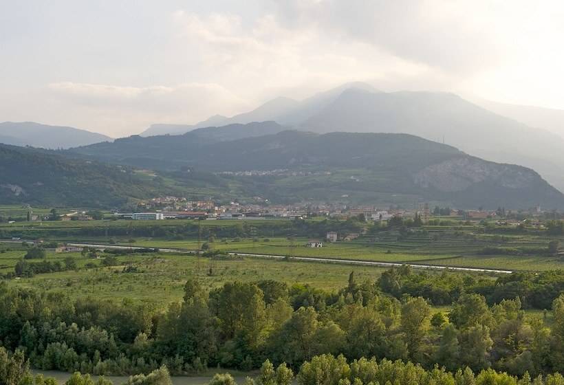 ホテル Mercure Nerocubo Rovereto