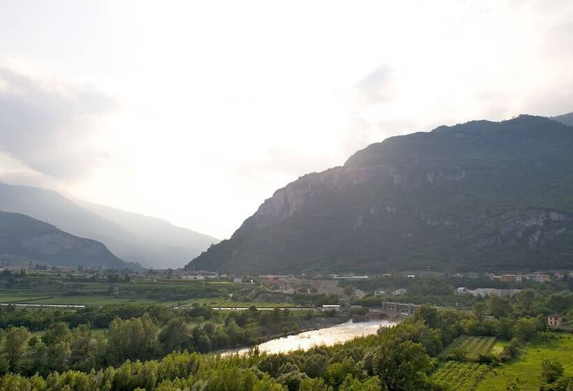 ホテル Mercure Nerocubo Rovereto