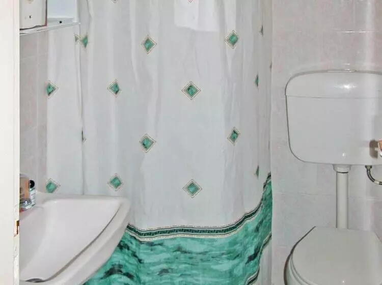 בית מלון כפרי Mimoza Rooms