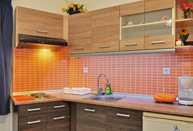 Отель Mimoza Rooms