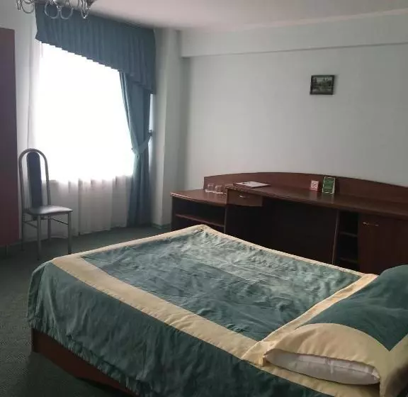 בית מלון כפרי Oktyabrskaya