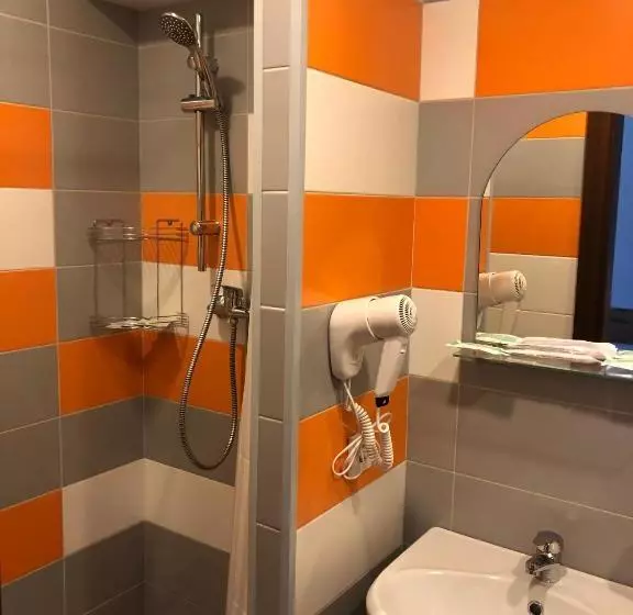 בית מלון כפרי Oktyabrskaya