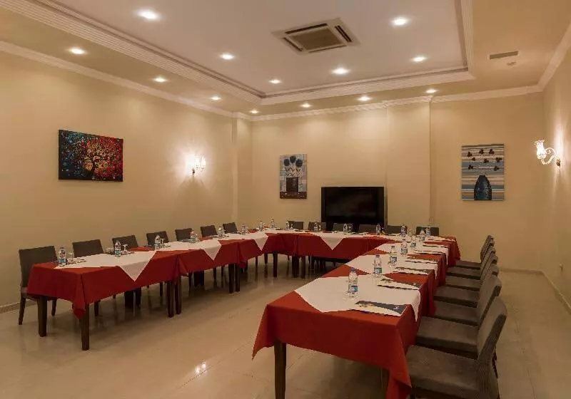 בית מלון כפרי Primasol Hane Family Resort