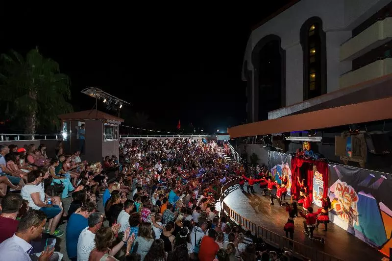 בית מלון כפרי Primasol Hane Family Resort