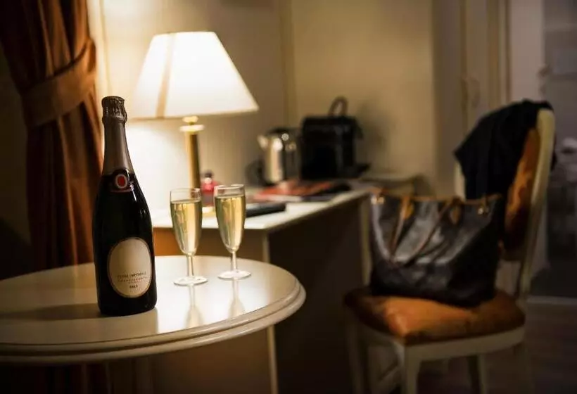 هتل Relais Bocca Di Leone