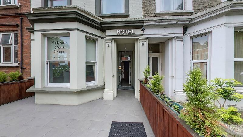 酒店 Simply Rooms & Suites